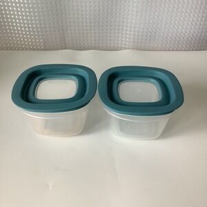 2 Rubbermaid Premier Square Food Storage Container 2 Cups 7J5734 & 30 w/Blue Lid